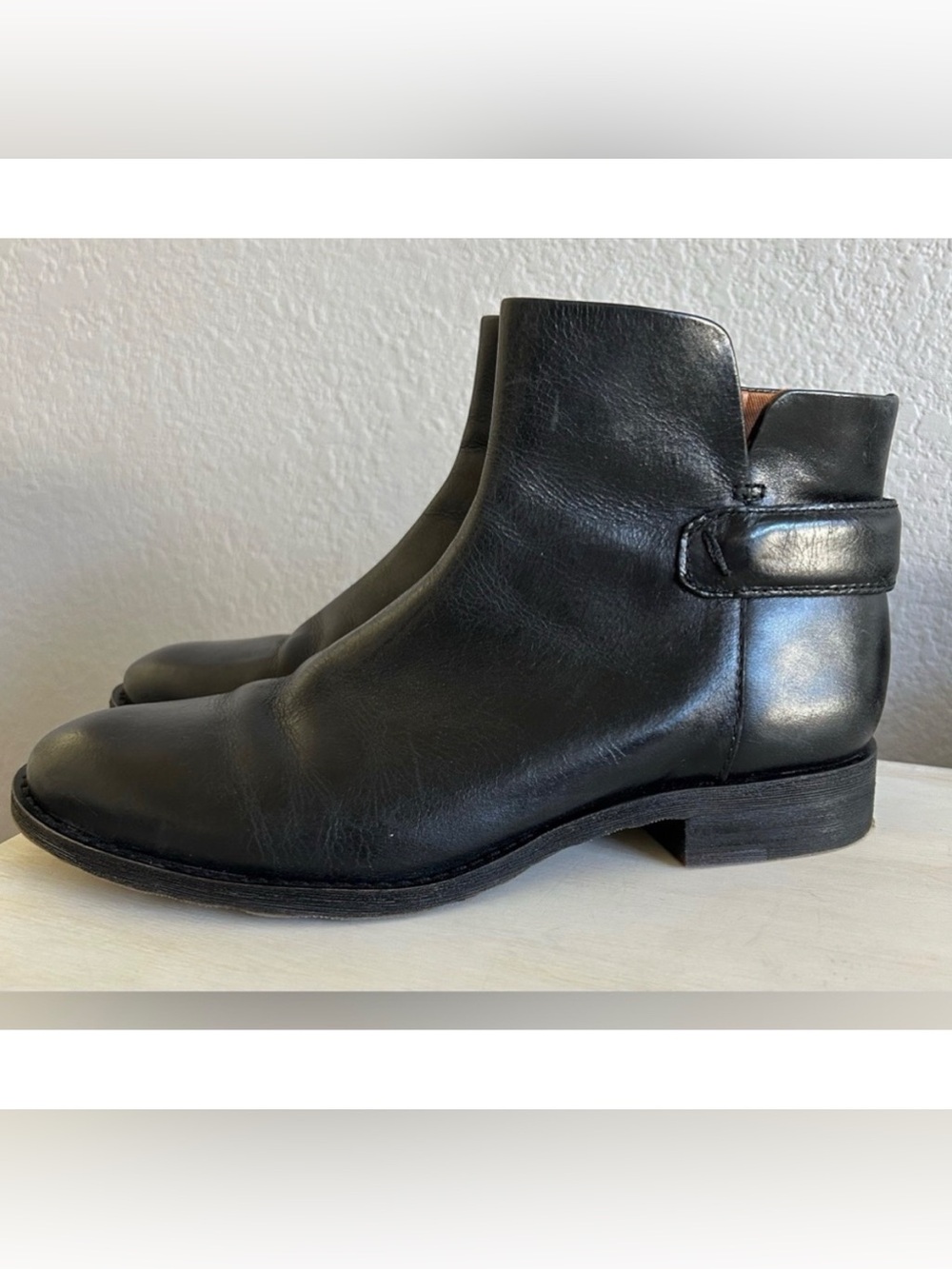 Franco Sarto Women’s Lara Leather flat ankle boot, women’s size 7.5. - Picture 1 of 13